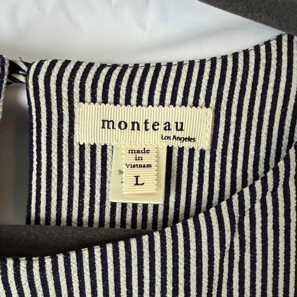 Universal Thread Striped Ruffle Sleeve Top - Picture 2 of 5